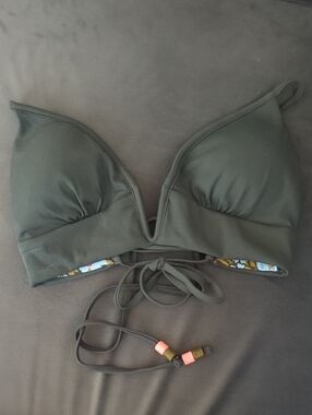 Maaji Olive Green Ribbed V-Plunge Bikini Top